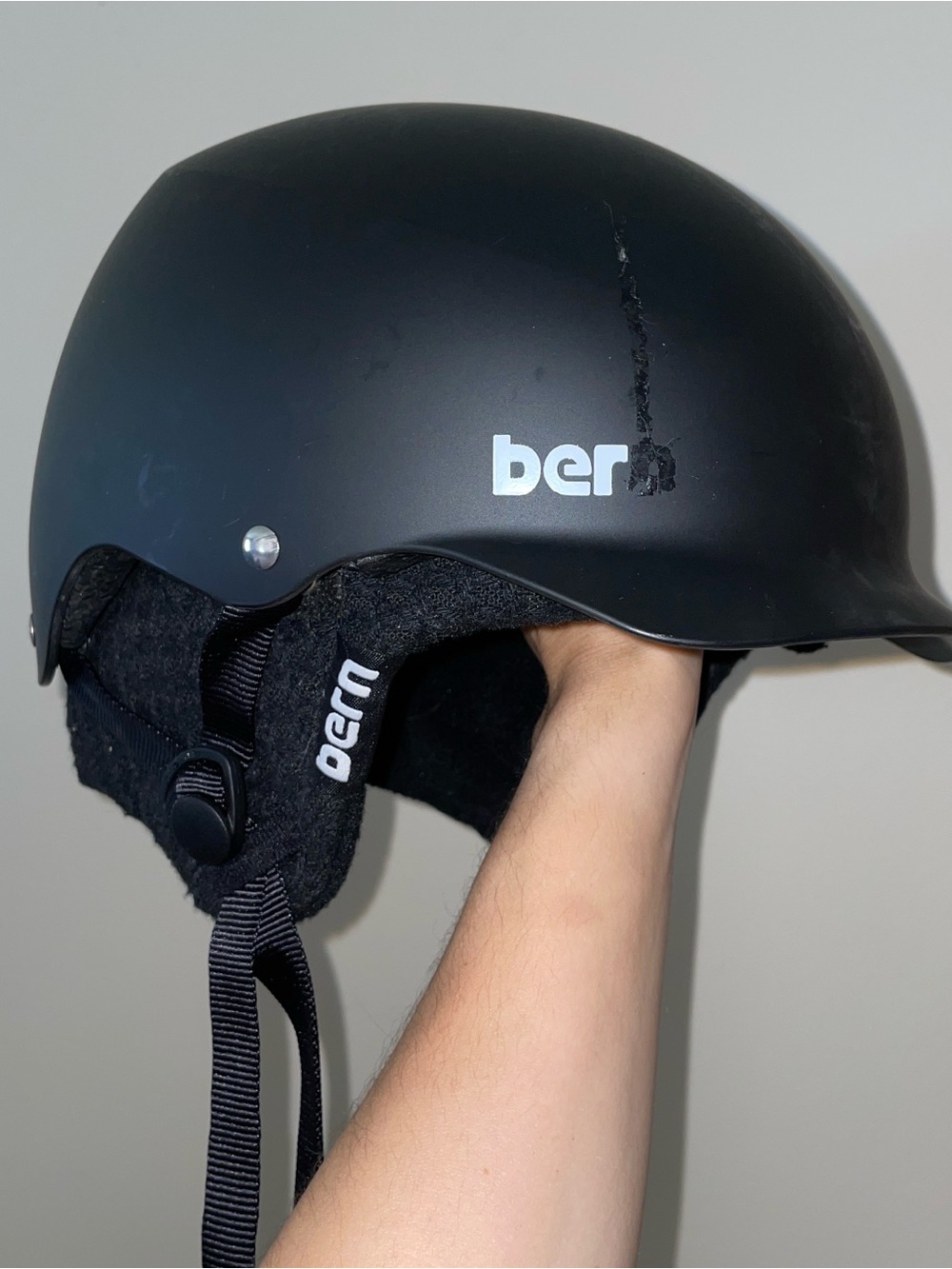 Bern -snowboarding helmet -original style NWT